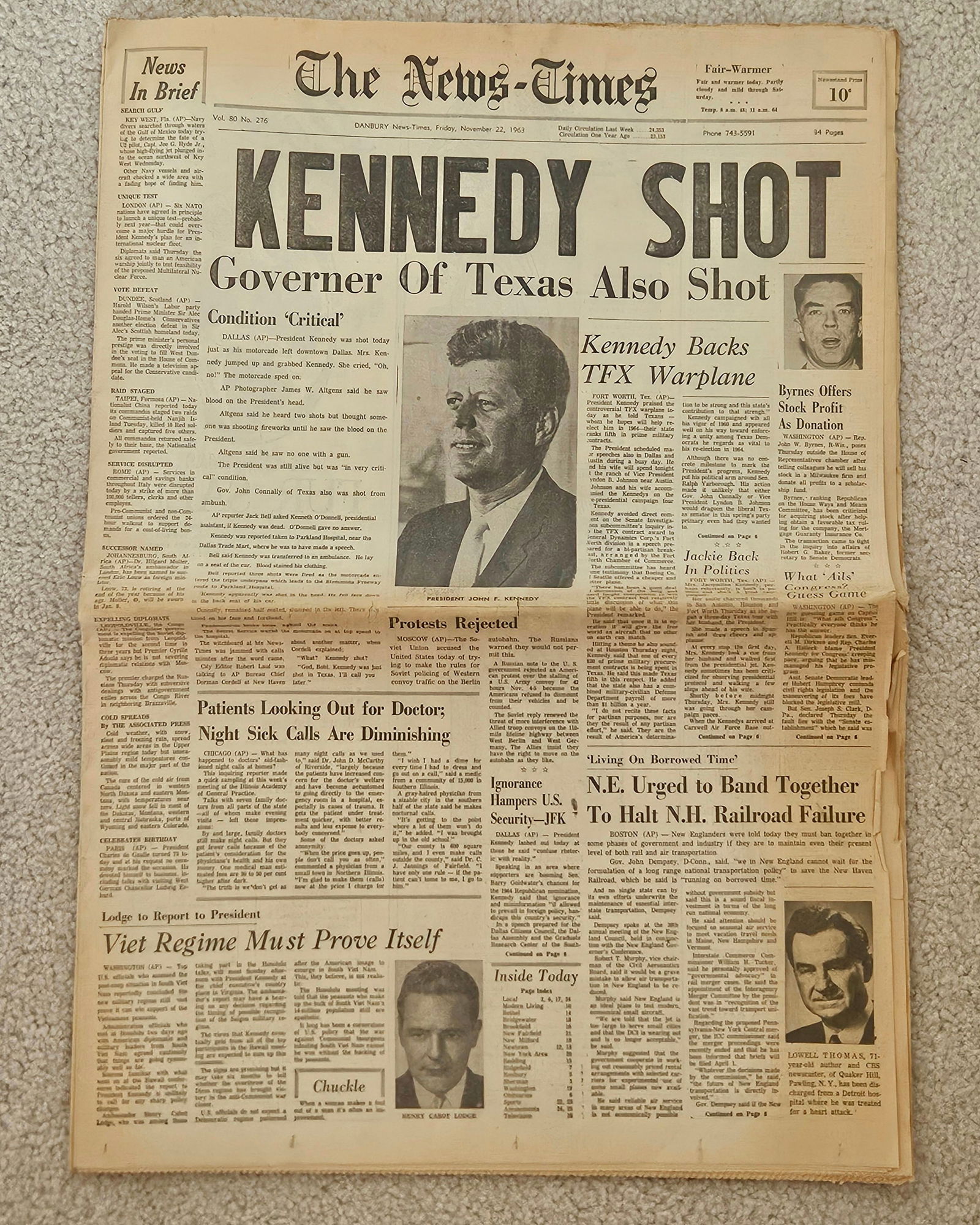 RARE JFK KENNEDY SHOT NEWSPAPER BEFORE HE WAS DEAD (1 of 3)