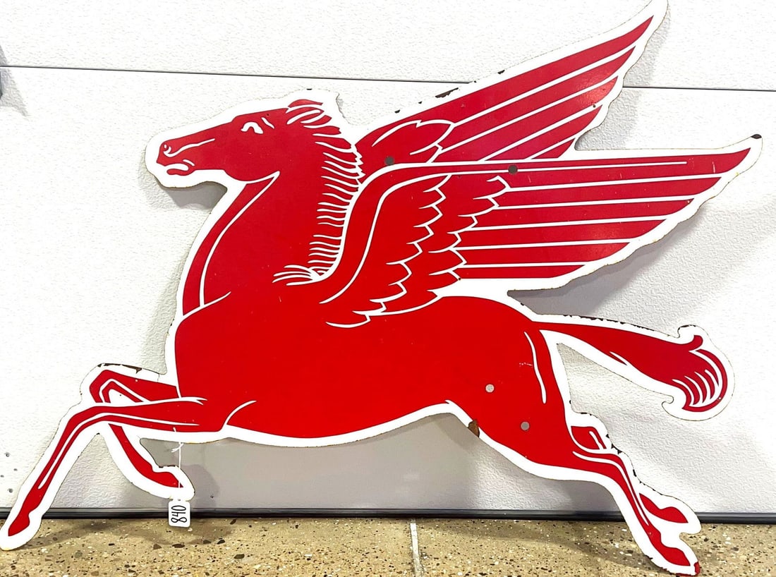 MOBIL FLYING PEGASUS ORIGINAL METAL SIGN (1 of 1)