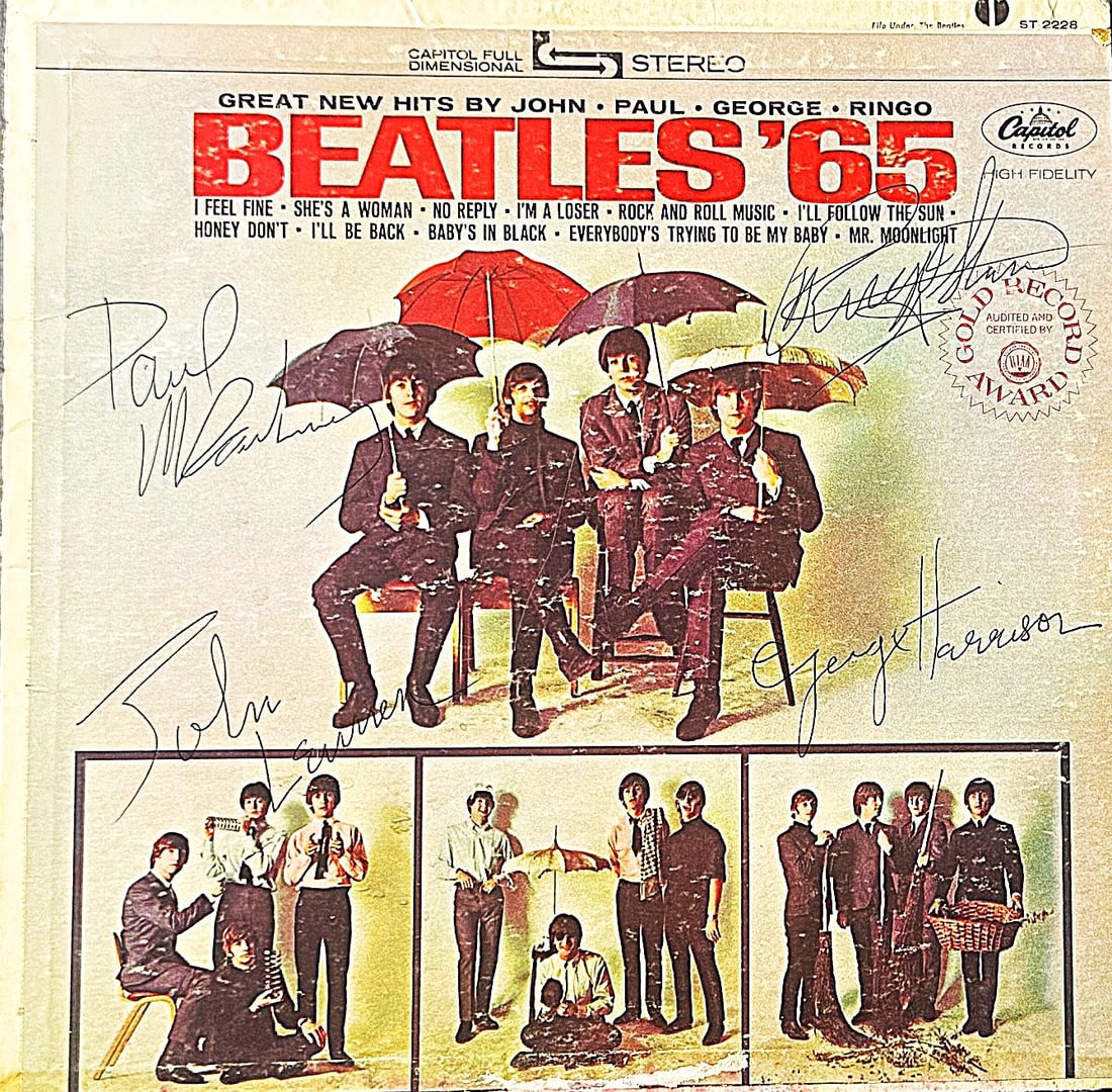 BEATLES 65 SIGNED BY ALL 4 BEATLES  AUTHENTICATED ALBUM (1 of 7)