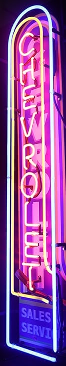 CHEVROLET SALES AND SERVICE VERTICAL NEON- NEW (1 of 6)