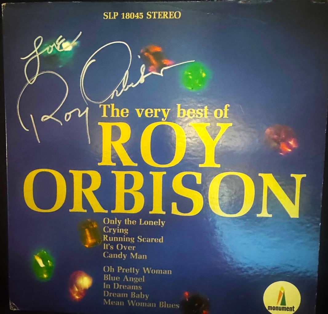 ROY ORBISON ORIGINAL SIGNED ALBUM (1 of 4)