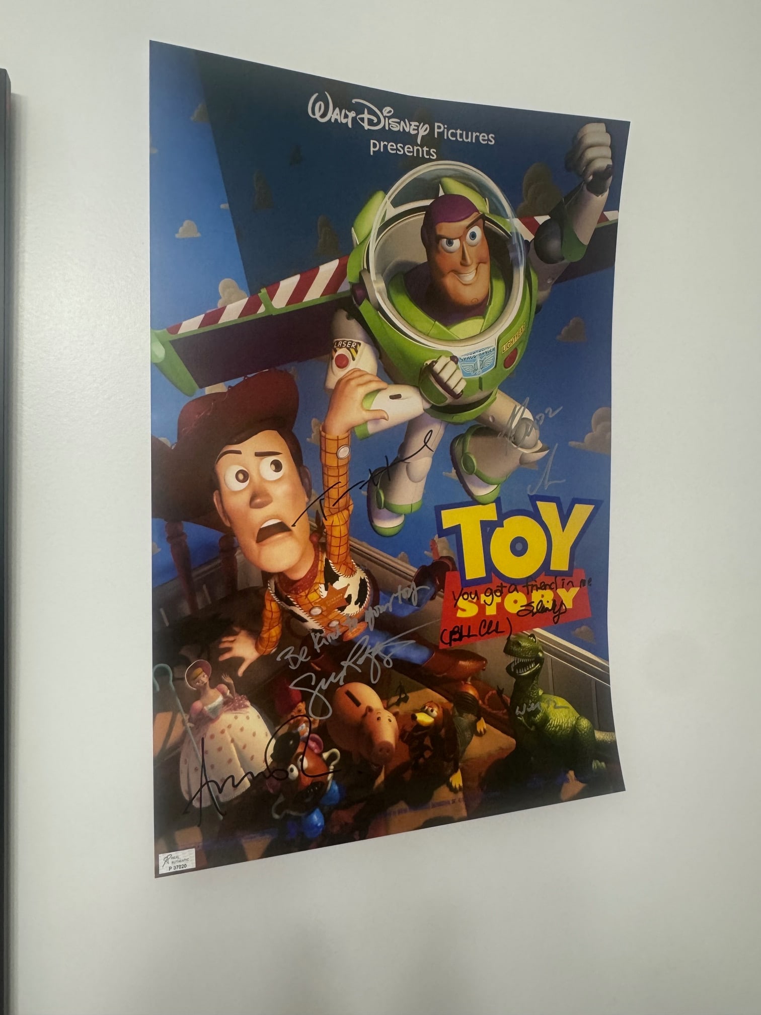 TOY STORY SIGNED AUTHENTICATED POSTER (1 of 5)
