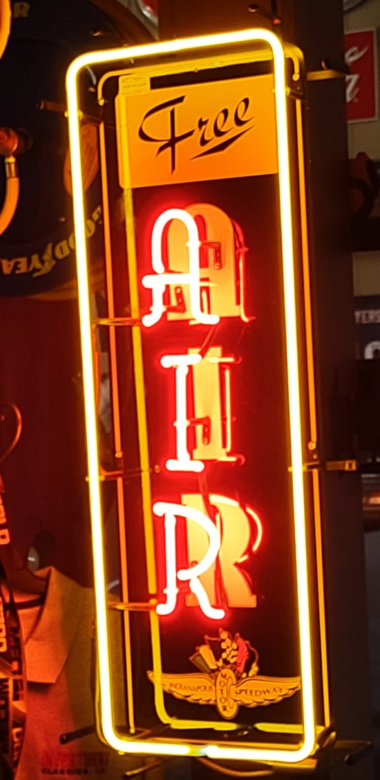 FREE AIR (INDIANAPOLIS SPEEDWAY) NEON (1 of 5)