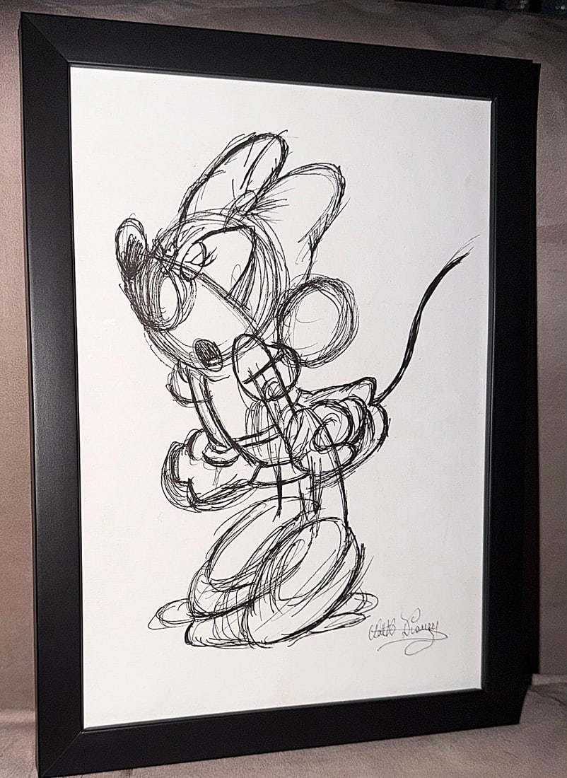 MINNIE MOUSE RARE EARLY SKETCH SIGNED BY WALT DISNEY, AUTHENTICATED (1 of 4)