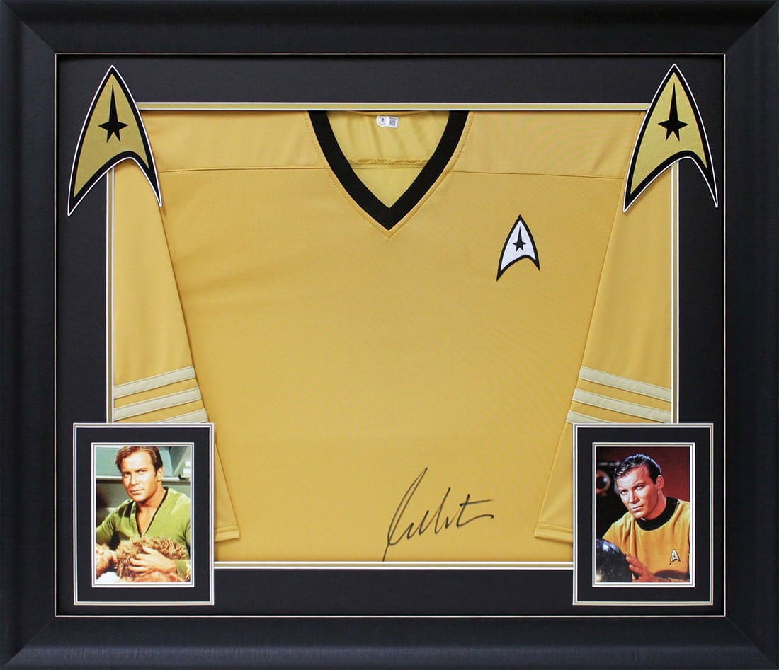 STAR TREK JERSEY SIGNED BY WILLIAM SHATNER (CAPT KIRK) FRAME, BECKETT AUTHENTICATED (1 of 5)