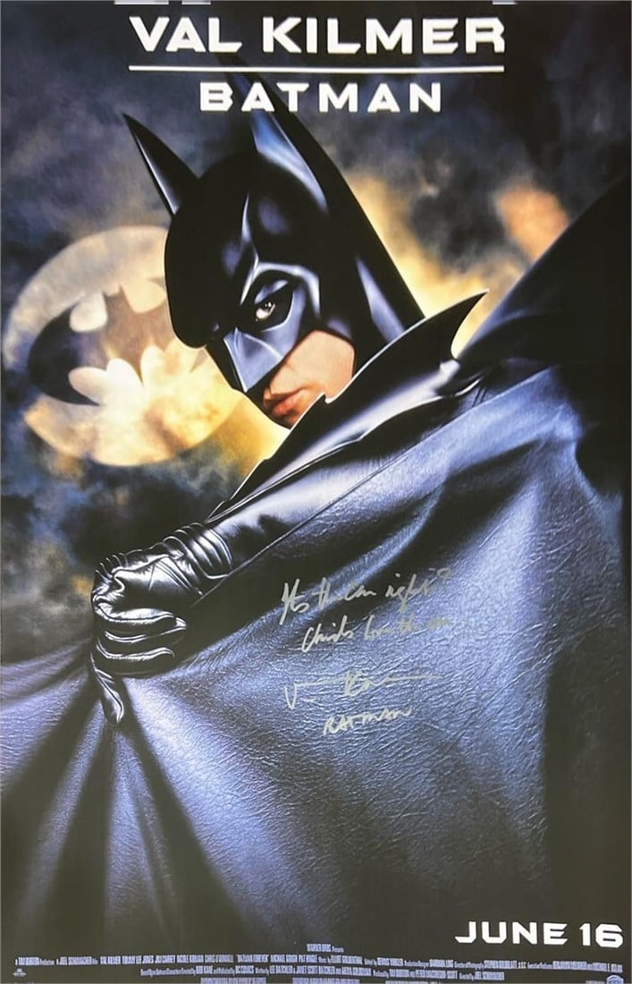 BATMAN POSTER SIGNED AUTHENTICATED BY THE LATE VAL KILMER: Val Kilmer (1959–2025) left a distinctive mark on the Batman franchise with his portrayal of the Caped Crusader in the 1995 blockbuster Batman Forever.Batman Career & PerformanceCasting: Kilmer took