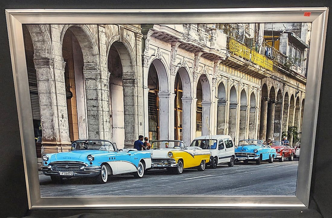 HAVANA CANVAS PAINTING ORIGINAL-JAMES COLE: ORIGINAL PAINTING BY JAMES COLE The overall style gives a nostalgic, mid-20th-century atmosphere that Havana is famous forShowing row of colorful vintage American cars (classic 1950s-style cars) are