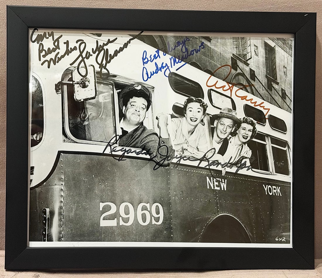 HONEYMOONERS CAST SIGNED 8 X 10 PHOTO -VINTAGE TELEVISION (1 of 6)