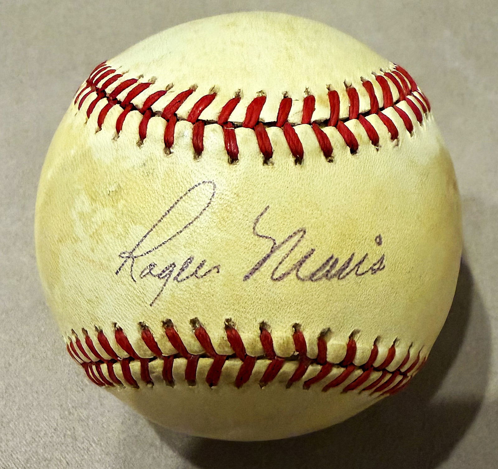 ROGER MARIS SIGNED BASEBALL AND ROGER MARIS SIGNED PHOTO: The listing you are viewing is for a Forensiaclly Authentuicated Roger Maris Signed Baseball legendary Roger Maris Roger Maris: The 61-in-61 King Roger Maris is most famous for his historic 1961