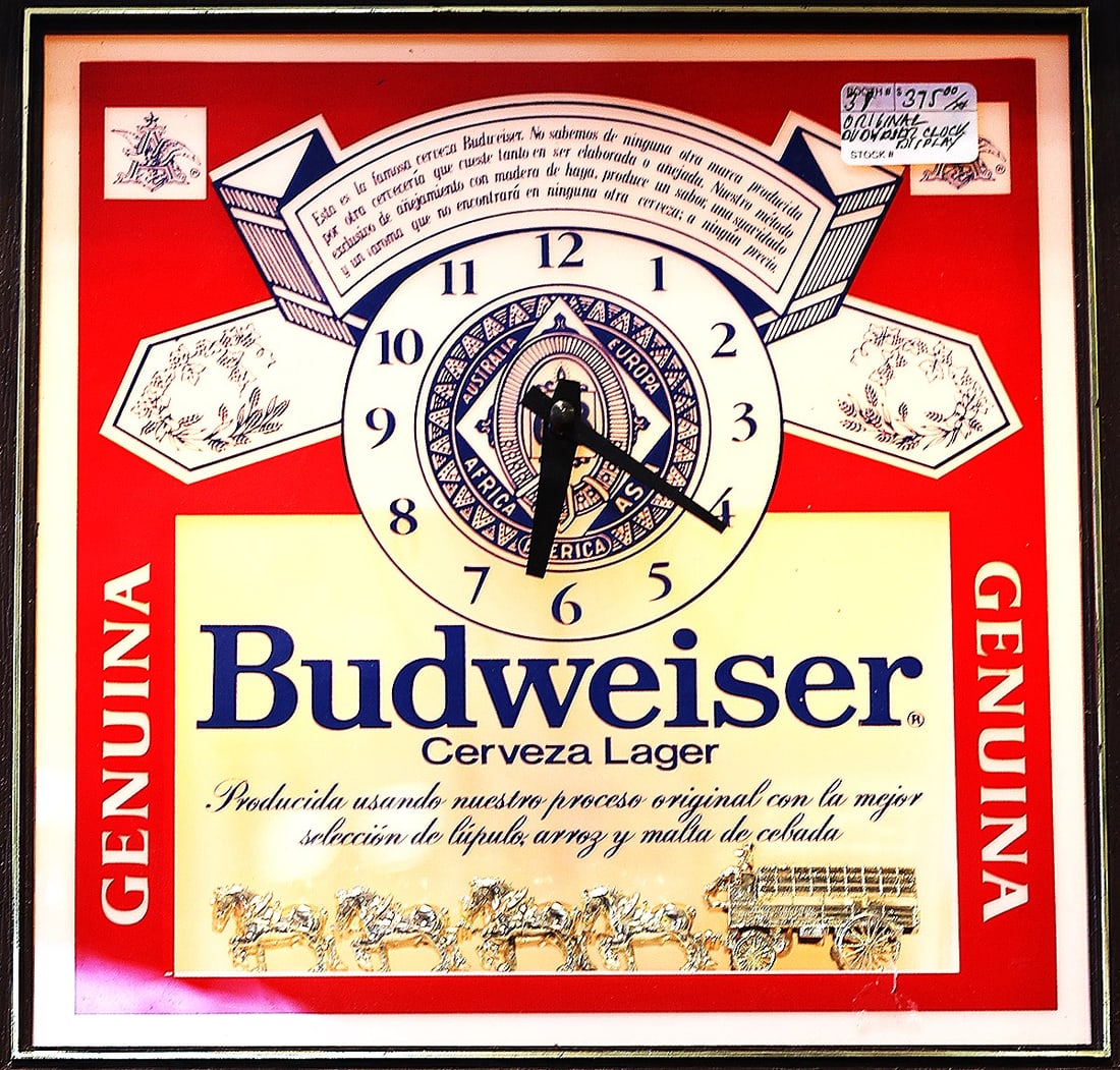 BUDWEISER CLOCK (SPANISH) ORIGINAL-NO RESERVE! (1 of 6)