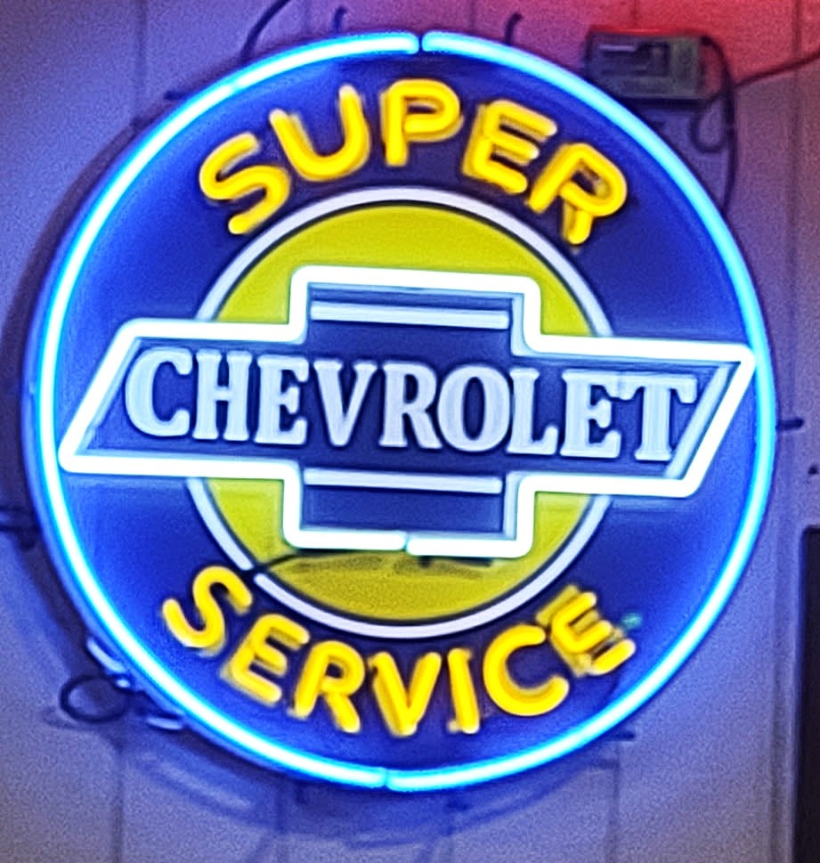 SUPER CHEVROLET SERVICE NEON-36" NEW!: BEAUTIFUL CHEVROLET LOGO SUPER CHEVROLET NEON BRIGHT NEON TUBING 36" IN STEEL CAN WITH INDUSTRIAL TRANSFORMER 36"