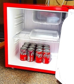 COCA COLA REFRIGERATOR - 4