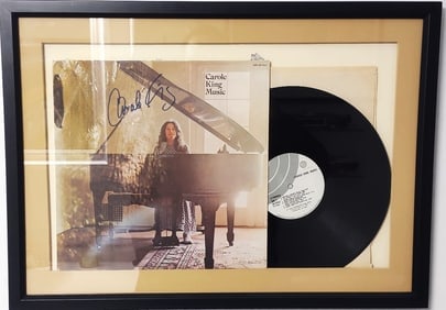 CAROL KING SIGNED TAPESTRY ALBUM: ICONIC SONG WRITER AND PERFORMER ON HER BEST KNOWN ALBUM, Offered here is an autographed copy of Carole King’s seminal 1971 masterpiece, Tapestry. Widely regarded as one of the greatest albums of
