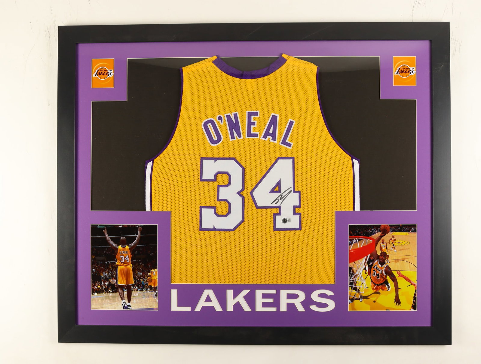 SHAQUILLE O'NEAL SIGNED BECKETT AUTHENTICATED CUSTOM FRAMED JERSEY DISPLAY (1 of 2)