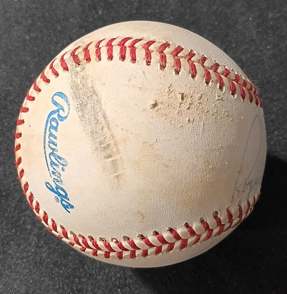 ROGER MARIS SIGNED BASEBALL-AUTHENTICATED - 5