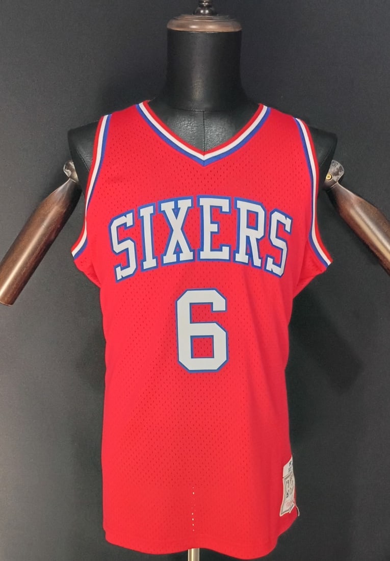 DR J JULIUS ERVING SIGNED JERSEY-PSA: JULIUS “DR. J” ERVING SIGNED PHILADELPHIA 76ERS #6 JERSEY — JSA WITNESSED Outstanding Philadelphia 76ers red #6 basketball jersey boldly hand-signed by NBA legend Julius “Dr. J”