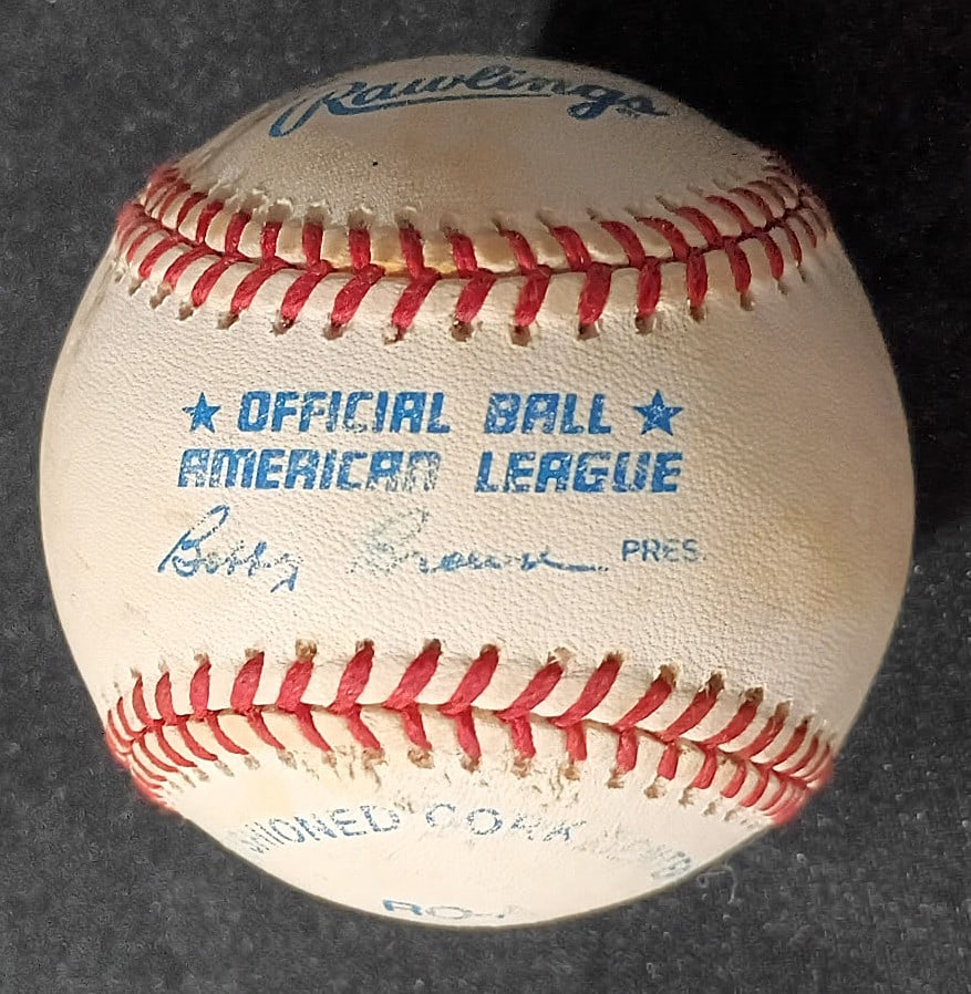 ROGER MARIS SIGNED BASEBALL-AUTHENTICATED - 3