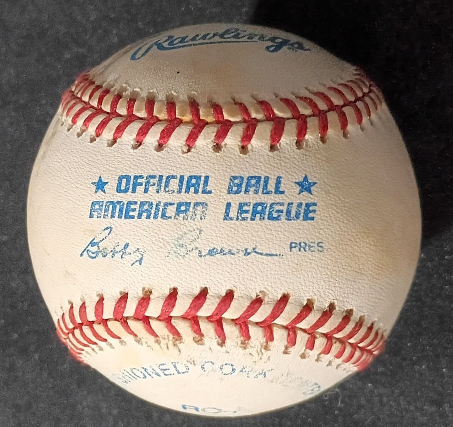 ROGER MARIS SIGNED BASEBALL-AUTHENTICATED - 4