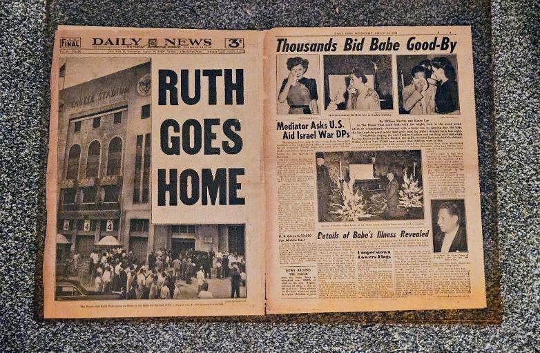 1948 BABE RUTH IS DEAD NEWSPAPER (1 of 3)