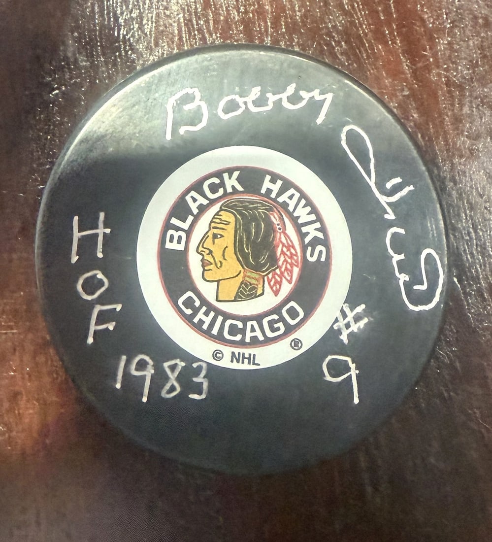 BOBBY HULL SIGNED BLACKHAWKS: BOBBY HULL SIGNED BLACKHAWKS When it comes to certification on autograph and signed items, this is our professional stance and opinion: The items certified by PSA, JSA or Beckett authentication,