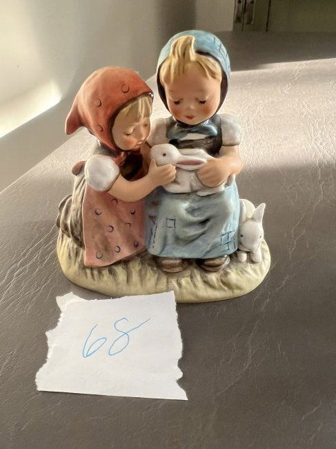 Easter Time Hummel Figurine # 384 (1 of 3)