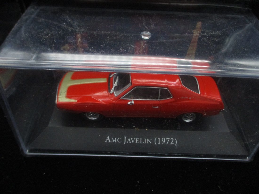 Marilyn Monroe Signed Time Magazine Cover (May 14, 1956) (1 of 3)