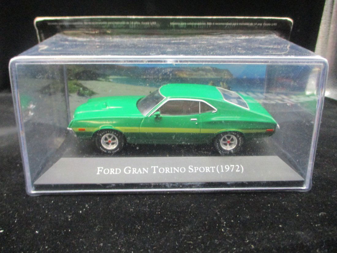 1972 Ford Gran Torino Sport DeAgostini Diecast Precision Model Car: 1972 Ford Gran Torino Sport DeAgostini Diecast Precision Model Car.