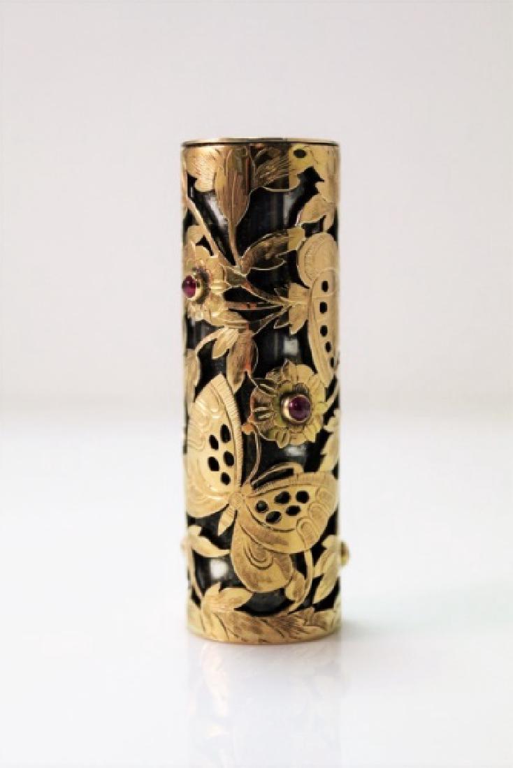 Boucheron (French, est 1858), Ruby Lipstick Holder (1 of 10)