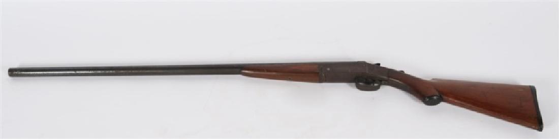 Iver Johnson 12 GA John M Smyth Shotgun: Iver Johnson (America, 1871-1993). Shotgun Length: 32". Barrel: "Choke Bored Pat'd Dec. 11, 1900". Side plate: "Crucible rolled steel barrel", "John M. Smyth Co. Chicago". Grip: "D.A. 805". Single sho