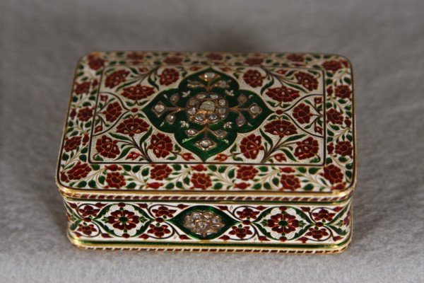 Enameled Gold Box, Indian, Late 19th/ Early 20th C: Acid tested 18K gold with rose cut diamonds. Rectangular form the slight domed cover and sides decorated with blossom motif and embellished with rose cut diamonds, the interior lid decorated with bird