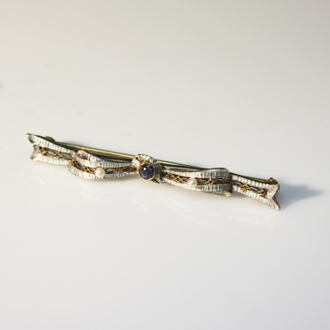 14kt Yellow Gold Sapphire Bar Pin (1 of 3)