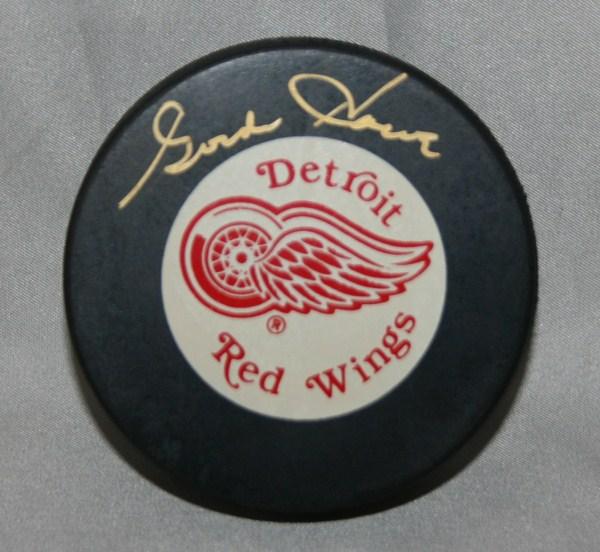 Gordie Howe Autographed Hockey Puck