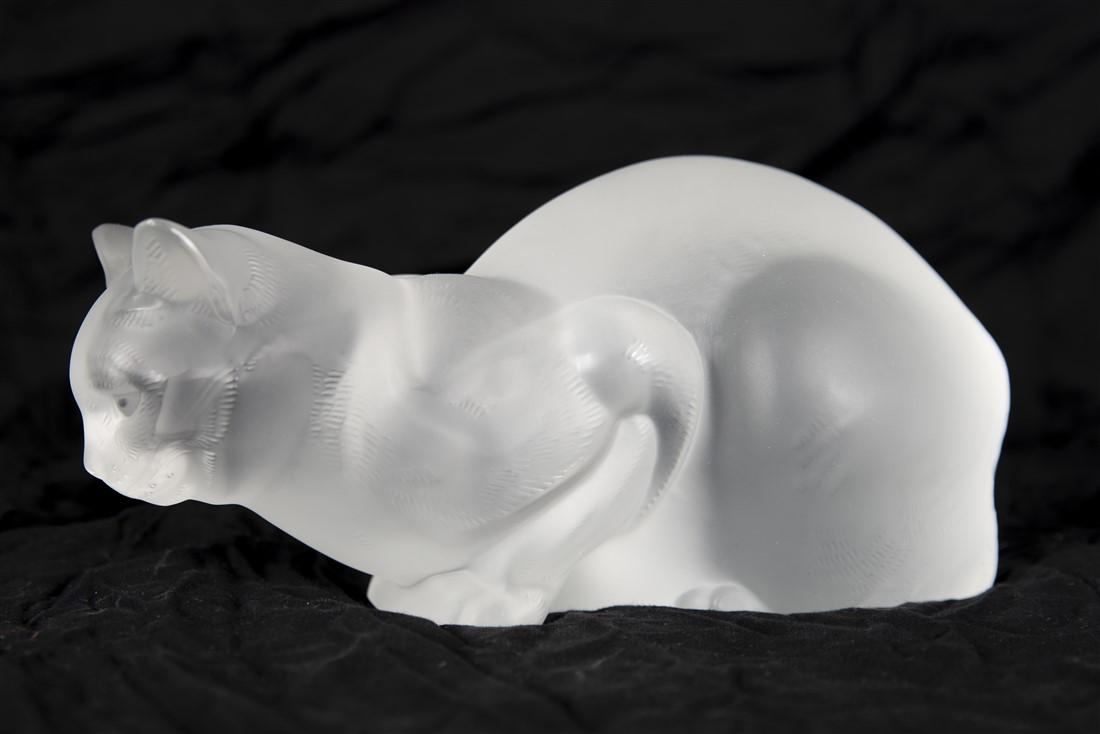 Lalique, "Chat Couche" Crystal Cat Figure (1 of 5)
