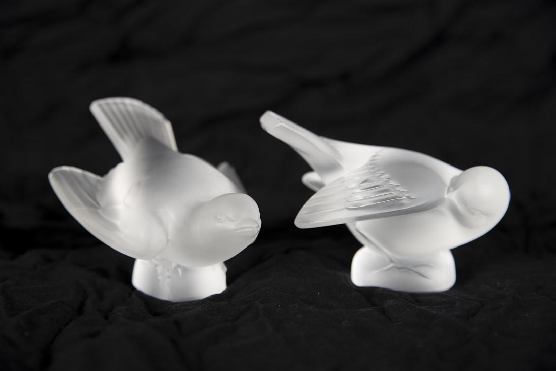 Lalique, Pair of Frosted Crystal Birds (1 of 6)