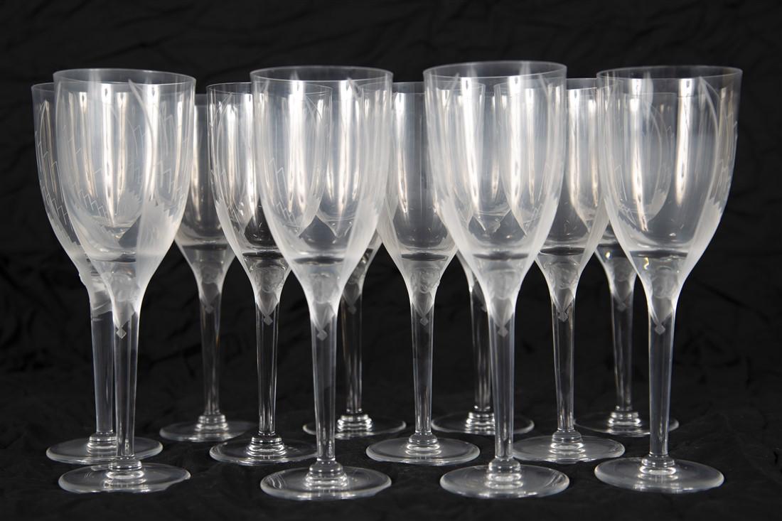 Lalique, Twelve "Ange" Fluted Champagne Glasses (1 of 5)