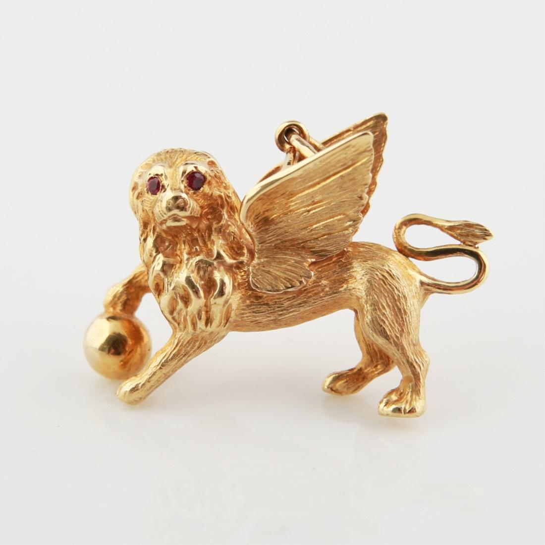 18k Winged Lion Charm (1 of 2)