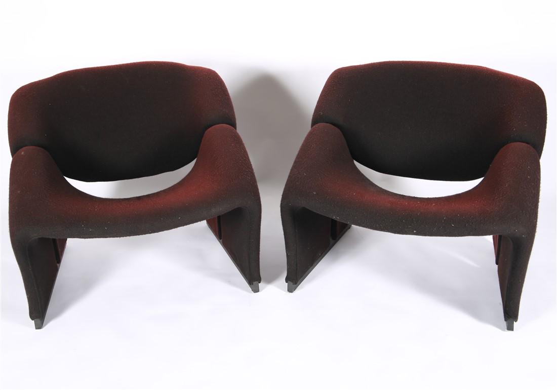 Pierre Paulin, Pair of "Groovy" Lounge Chairs (1 of 5)