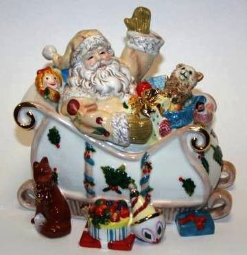 Waterford "Holiday Heirlooms" "Georgian Santa" Coo: Waterford "Holiday Heirlooms" Georgian Santa Cookie Jar, New in Box. #823B. Condition: Appears fine.