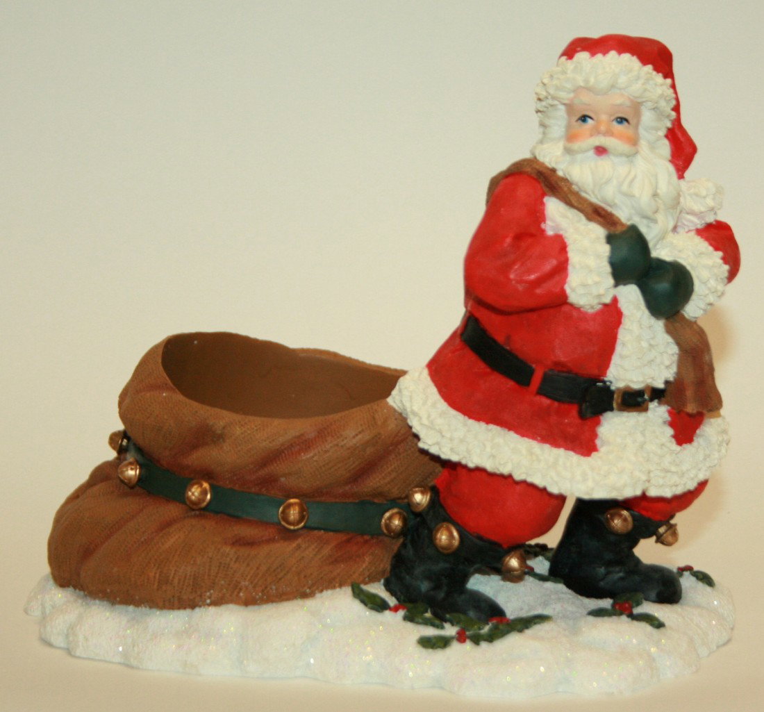 Celebration Santa Figurine, New in Box: Celebration Santa Figurine, New in Box. #644B. Condition: Appears fine.