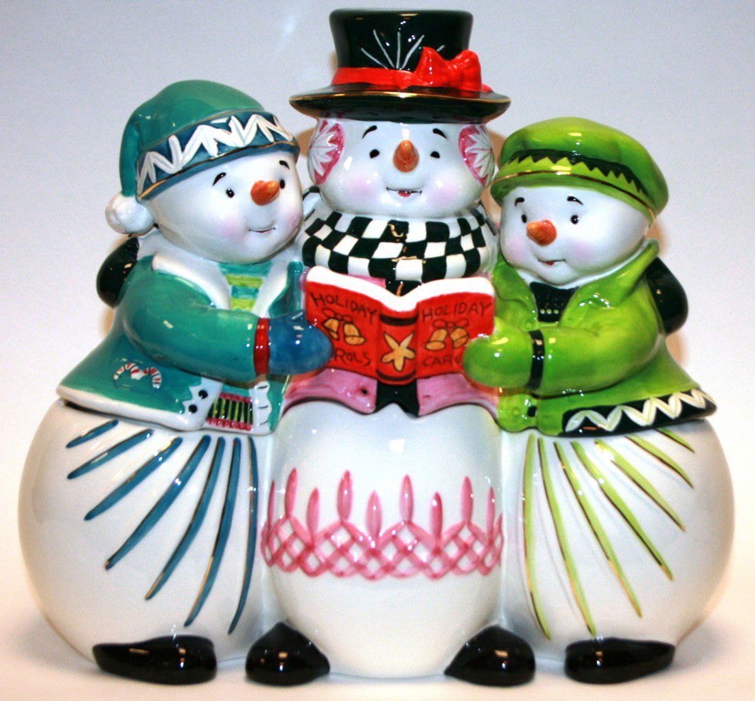 Lenox "Holiday Heirlooms" Musical Snowy Village Tr: Lenox "Holiday Heirlooms" Musical Snowy Village Trio Cookie Jar, New in Box. #583B. Condition: Appears fine.