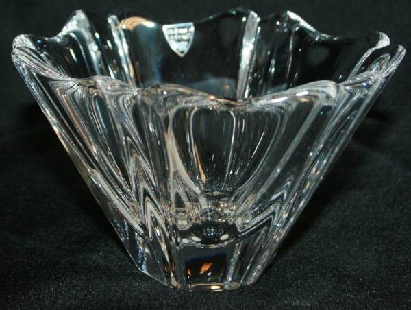 Orrefors Crystal "Orion" Vase, D: 5 3/4", New in B: Orrefors Crystal "Orion" Vase, D: 5 3/4", New in Box. #177B. Condition: Appears fine.