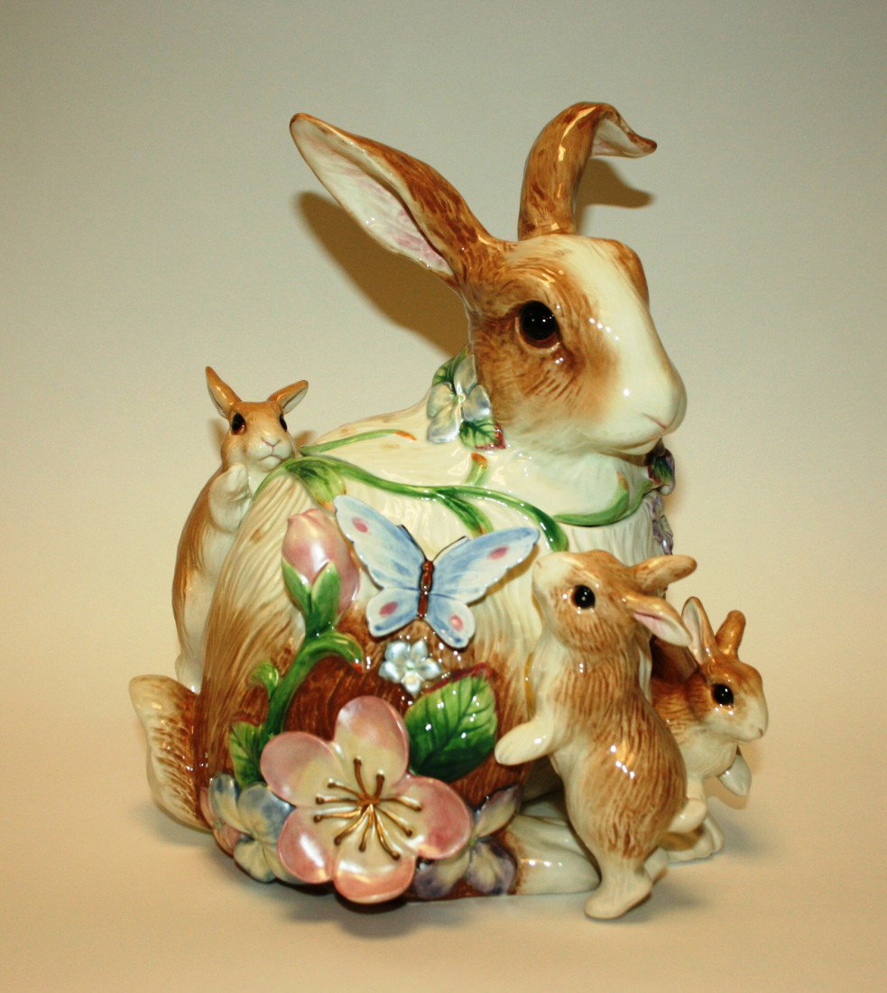 Fitz & Floyd "Garden Rhapsody" Cookie Jar, New in : Fitz & Floyd "Garden Rhapsody" Cookie Jar, New in Box. #307B. Condition: Appears fine.