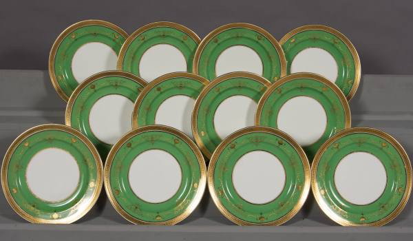 Set of Twelve Apple Green & Gilt Mintons Plates: Set of twelve Mintons China plates. English, early 20th Century. With apple green and gilt border. D: 10". Condition: Overall wear to the gilt borders. One plate with wear to the green border.