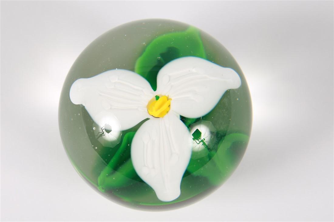 Harry Boyer, White Trillium Spherical Paperweight (1 of 4)