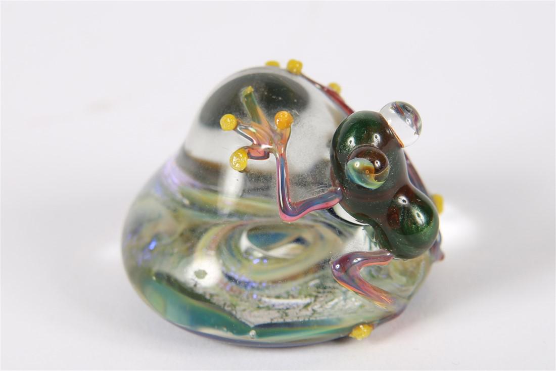 JJ Bloemer, Boomwire, "Watching" Frog Paperweight (1 of 3)
