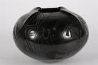 Yolanda L. Quezada, Mata Ortiz Blackware Vase