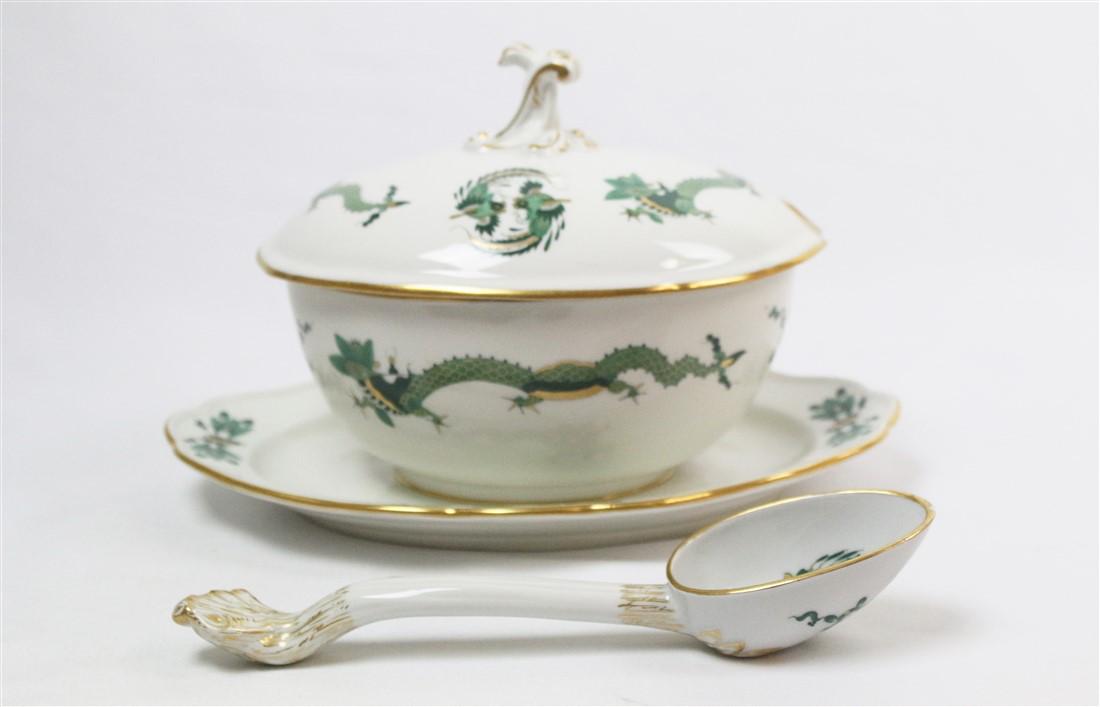 Meissen, "Green Dragon" Lidded Gravy Boat (1 of 5)