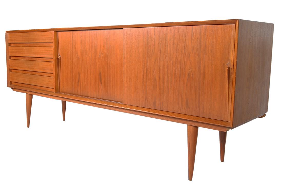 Omann Jun Mobelfabrik, Teak Credenza (1 of 9)