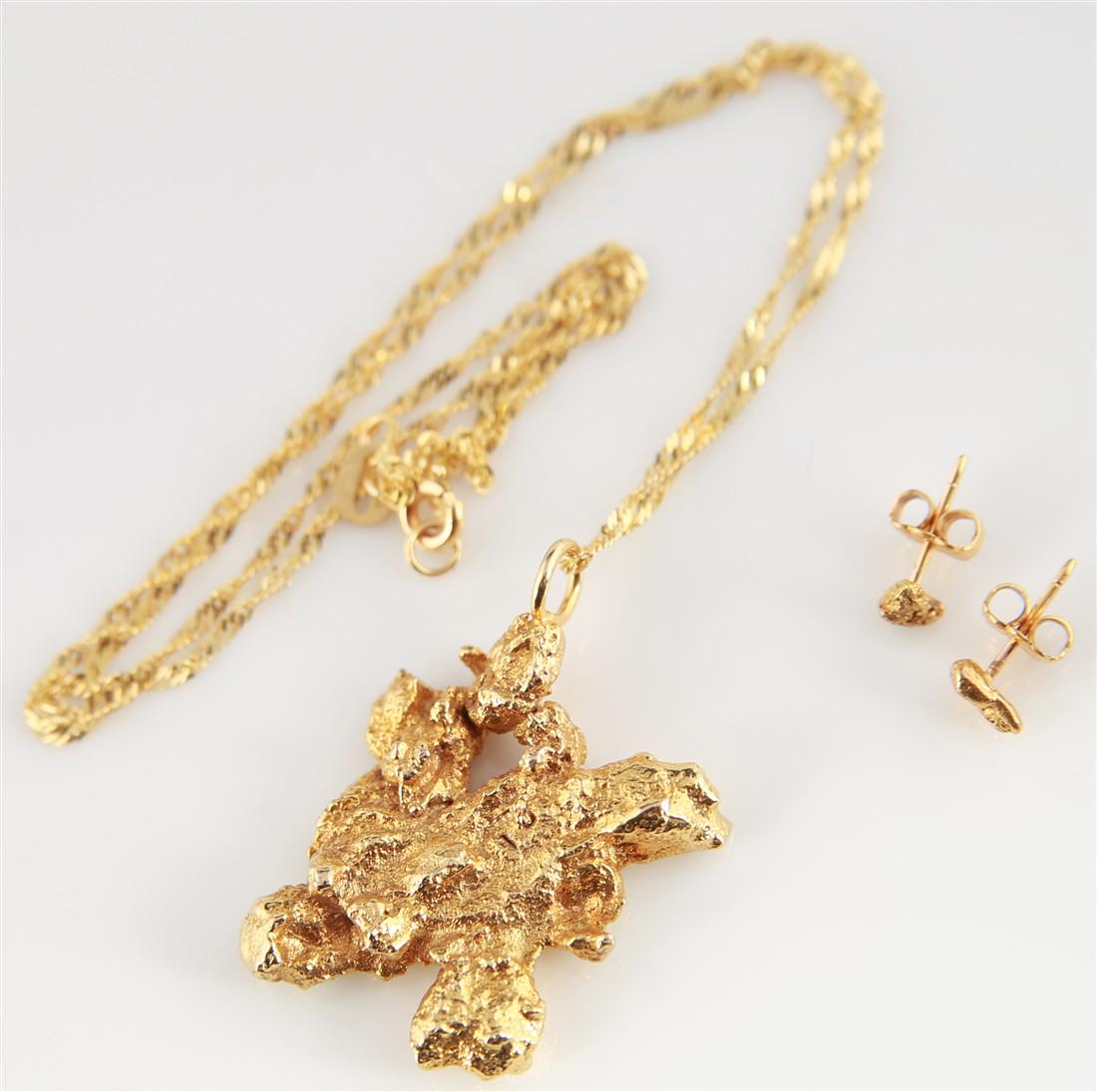 Yellow Gold Nugget Style Necklace and Earrings (1 of 4)