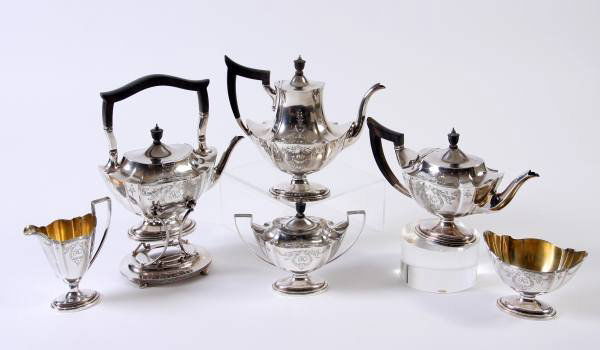 Gorham Sterling Silver Tea & Coffee Set, 106 Ozt.: Gorham sterling silver six piece tea and coffee service. American, 20th century. Including tea kettle on stand, coffee pot, tea pot, covered sugar, creamer, and waste bowl. All of the pieces are engra